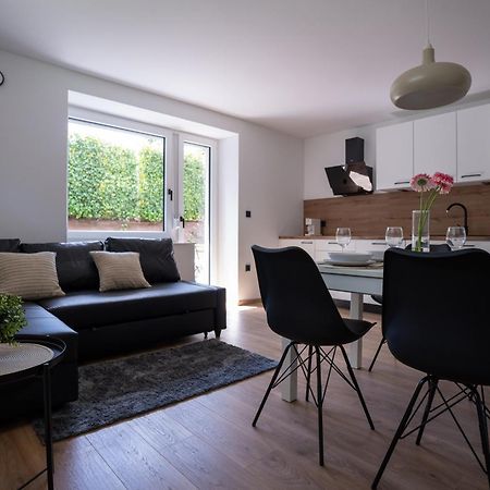 Residence Black&White 류블랴나 외부 사진