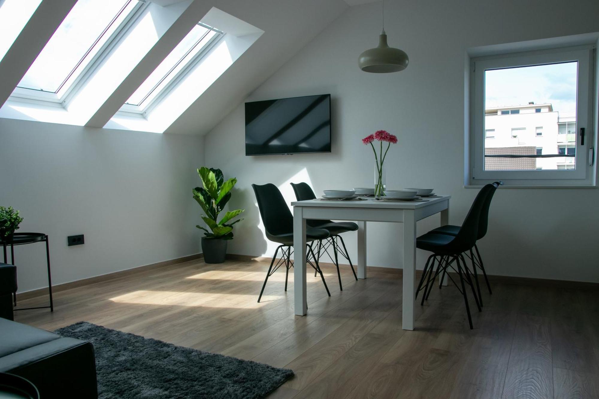 Residence Black&White 류블랴나 외부 사진