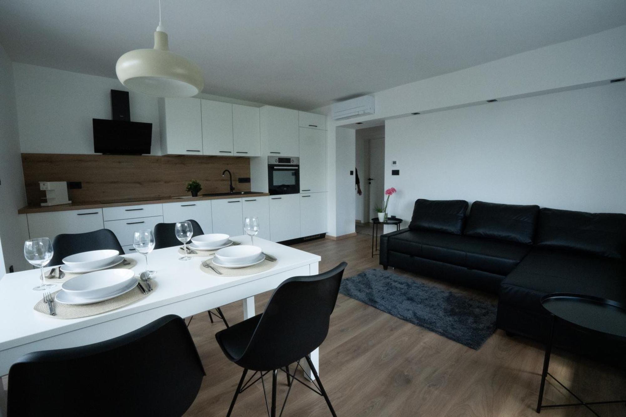 Residence Black&White 류블랴나 외부 사진