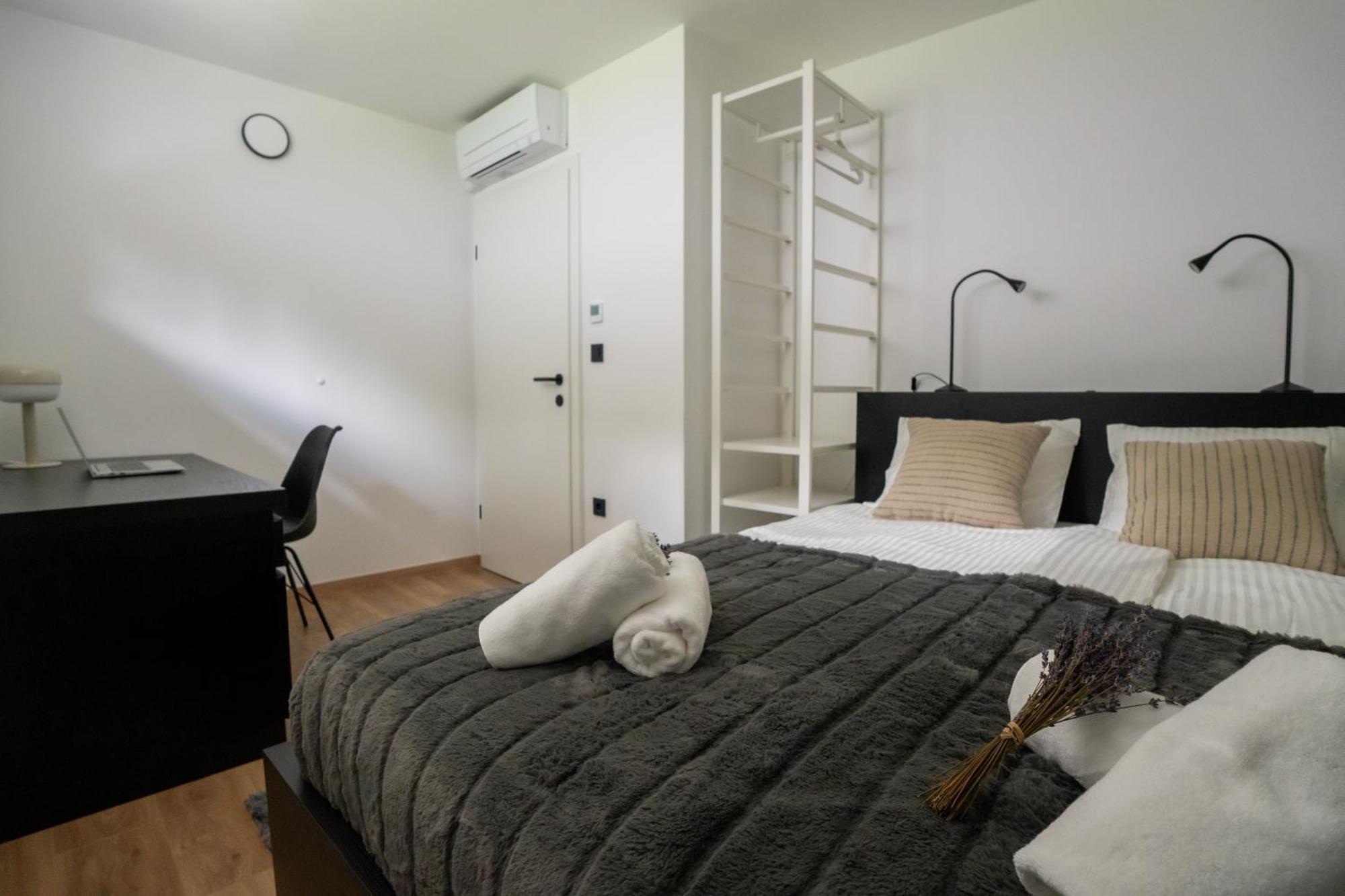 Residence Black&White 류블랴나 객실 사진